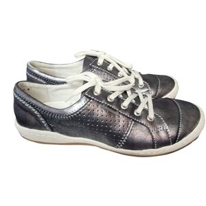 Nordstrom Shoes  by Josef Seibel Ladies Size 5.5, Kid Size 4-4.5 SILVER NIB.